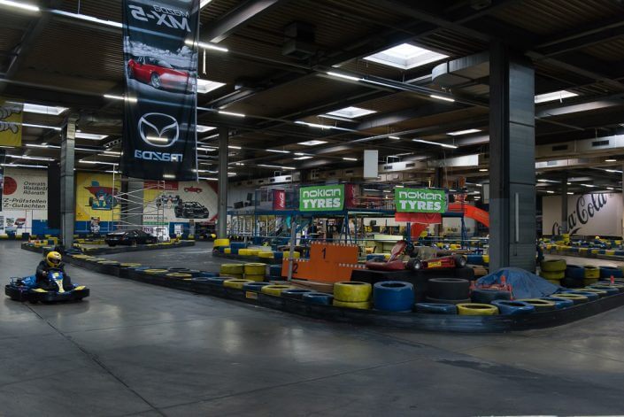 Le Mans Karting - Indoor-Action in Köln