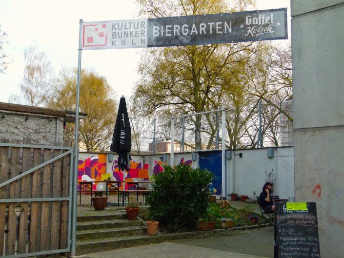 Biergarten, Café KUBUS