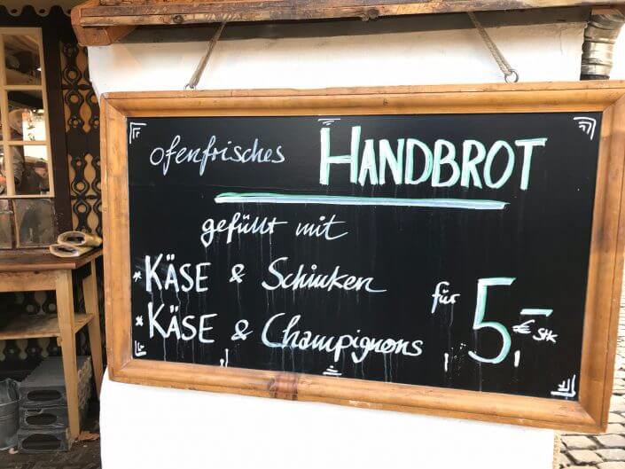 Food-Tour über die Kölner Weihnachtsmärkte - Heinzels Wintermärchen, Handbrotzeit